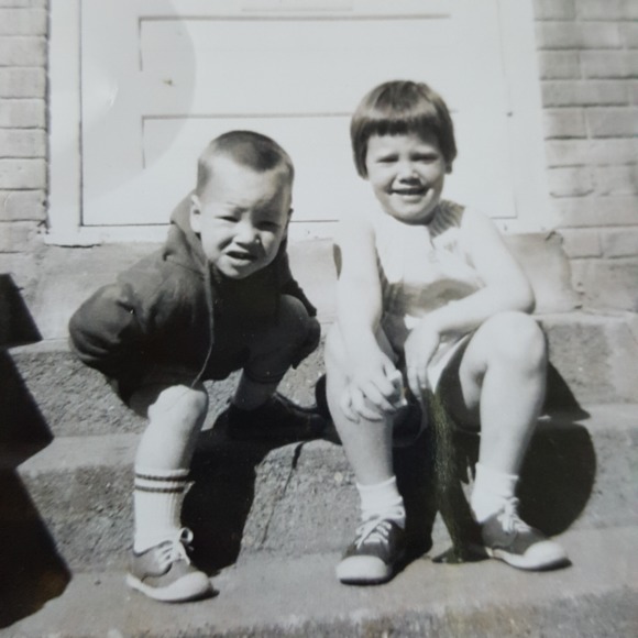 Meet your Posher, Catherine - Picture 1 of 1